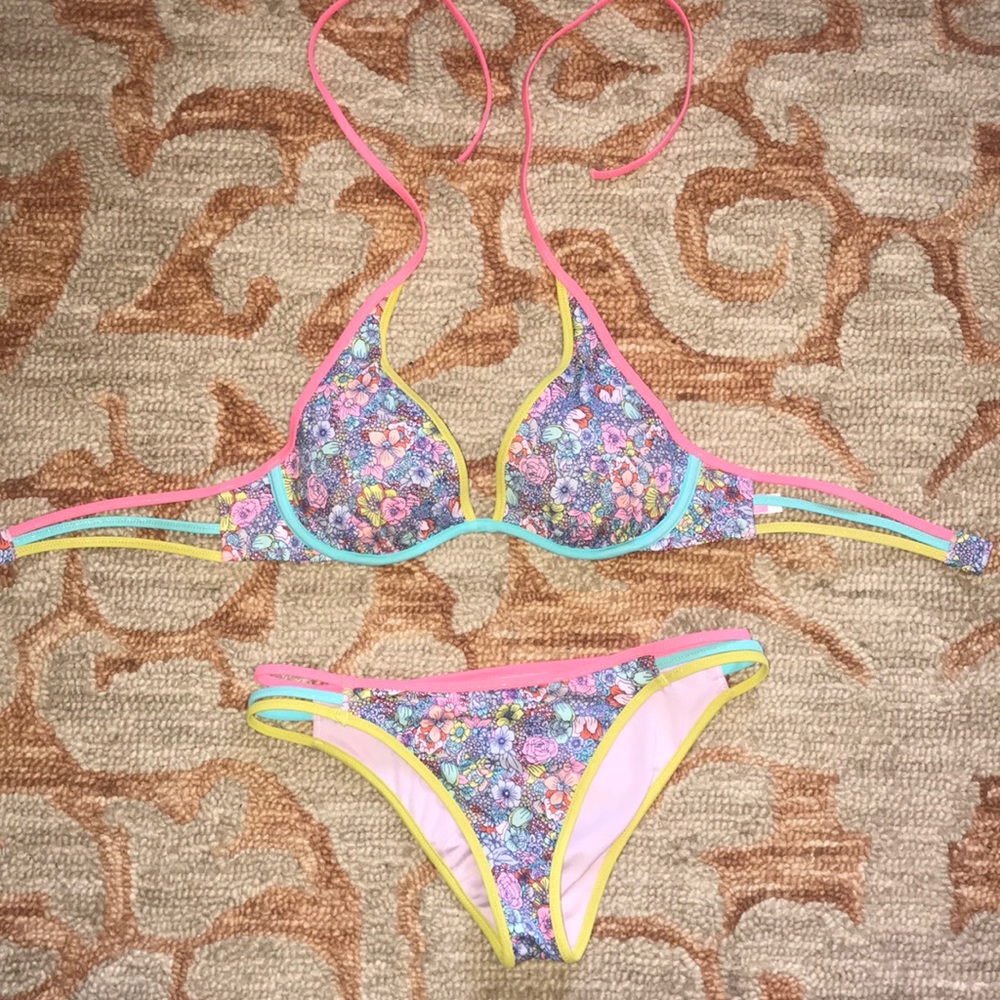 Victoria Secret bikini (worn once)